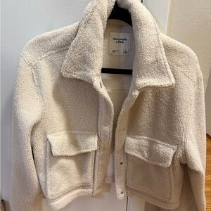 Abercrombie & Fitch Cropped Off-White Teddy Jacket
